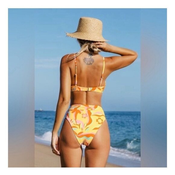 Women's CUPSHE Retro Daisy Print Knotted Top & Cheeky High Leg Bikini Set Sz L - Picture 2 of 8